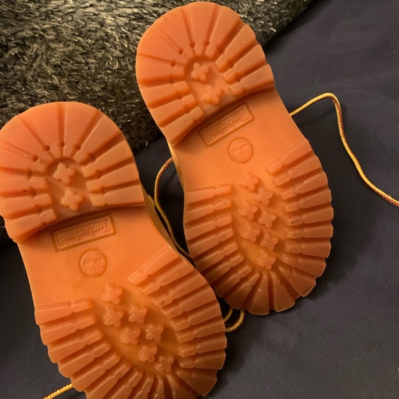 Timberlands - Picture 3 of 4